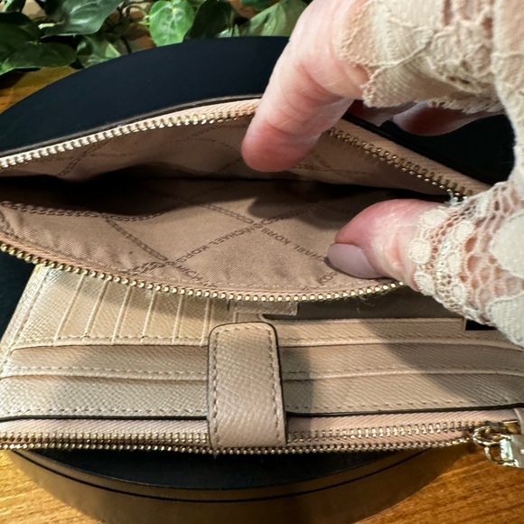 Michael Kors Adele Rose Gold Double Zip Wristlet/Wallet - Picture 9 of 10